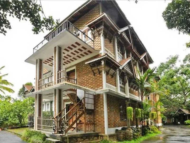 Hotel Ambadi Thekkady