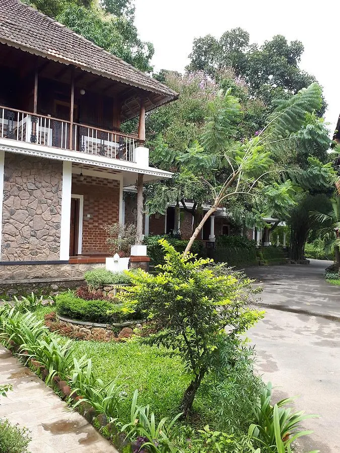 Hotel Ambadi Thekkady